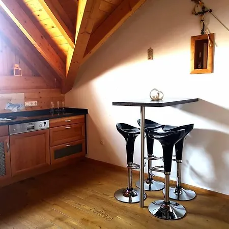 아파트 Kinder Bauernhof, Reiterhof Mit Ferienwohnung Eschlkam
